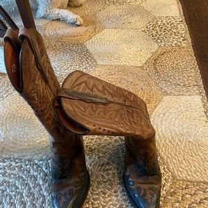Women’s cowboy boots
